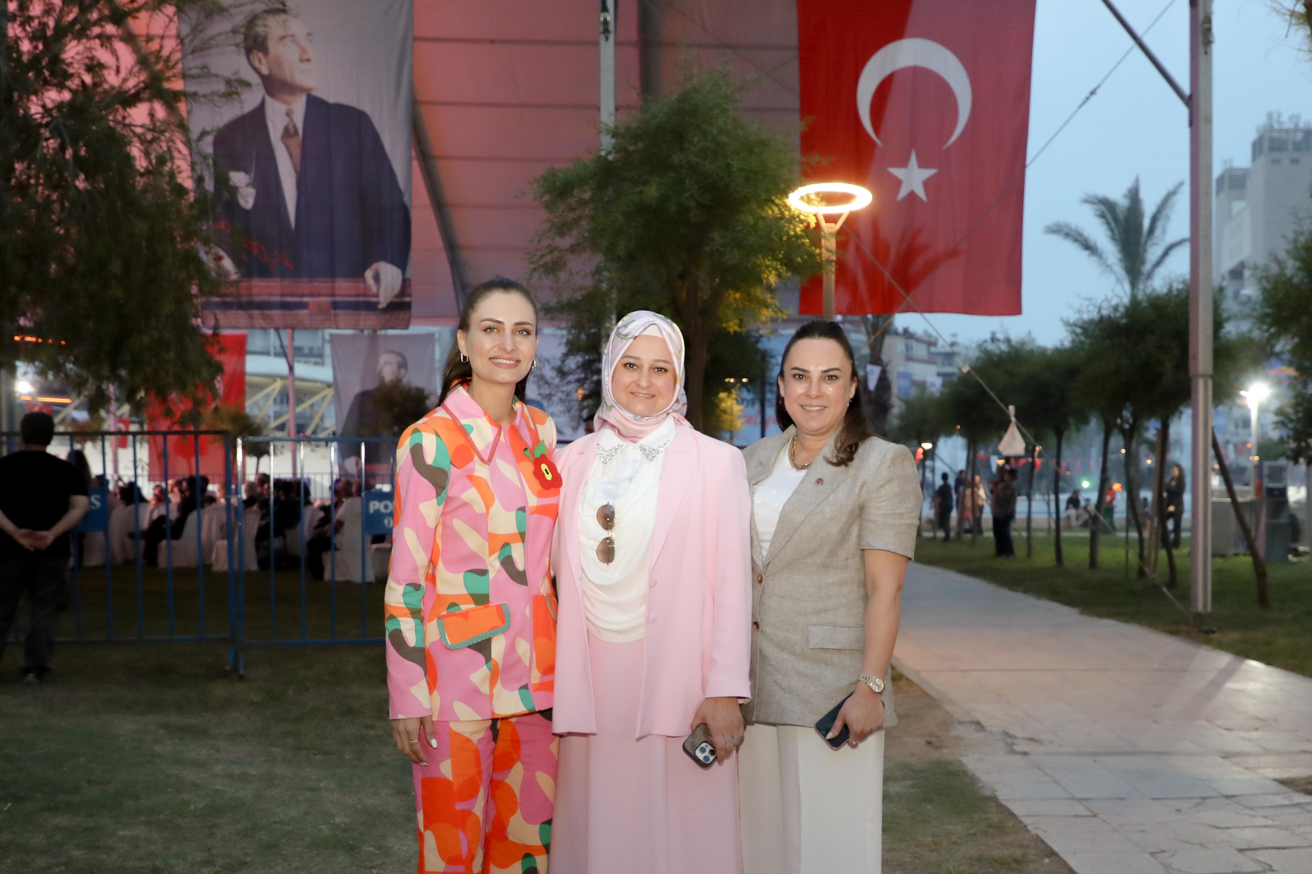 KORKUTELİ, TESCİLLİ ÜRÜNLERİ VE YÖRESEL LEZZETLERİYLE FOODFEST’TE - Görsel 14