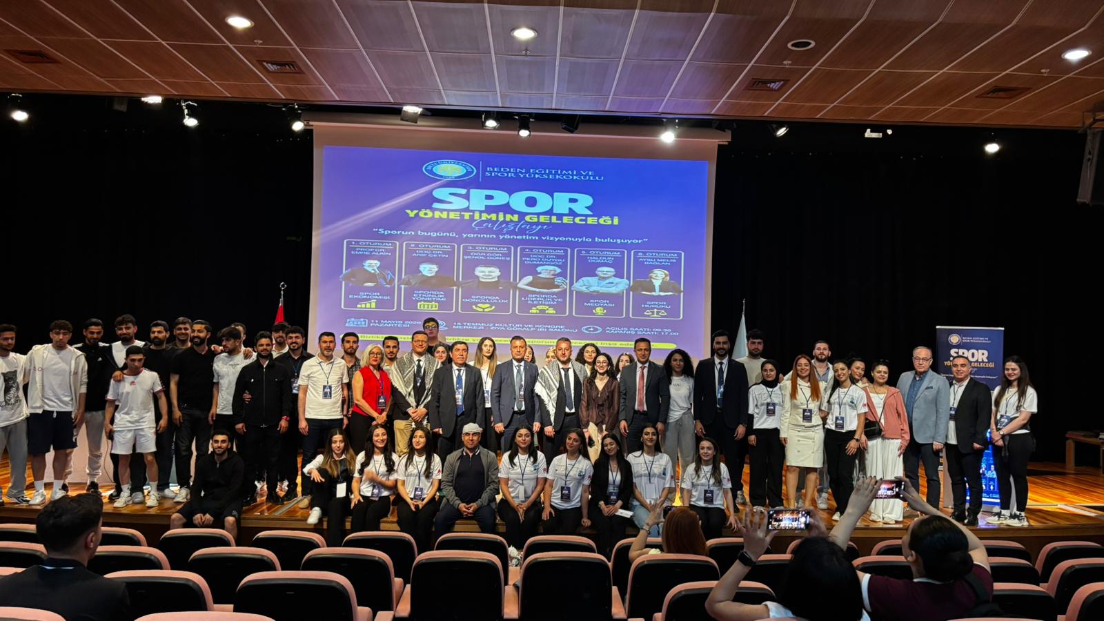 SPOR YÖNETİMİNİN GELECEĞİ DİCLE ÜNİVERSİTESİ'NDE TARTIŞILDI - Görsel 2