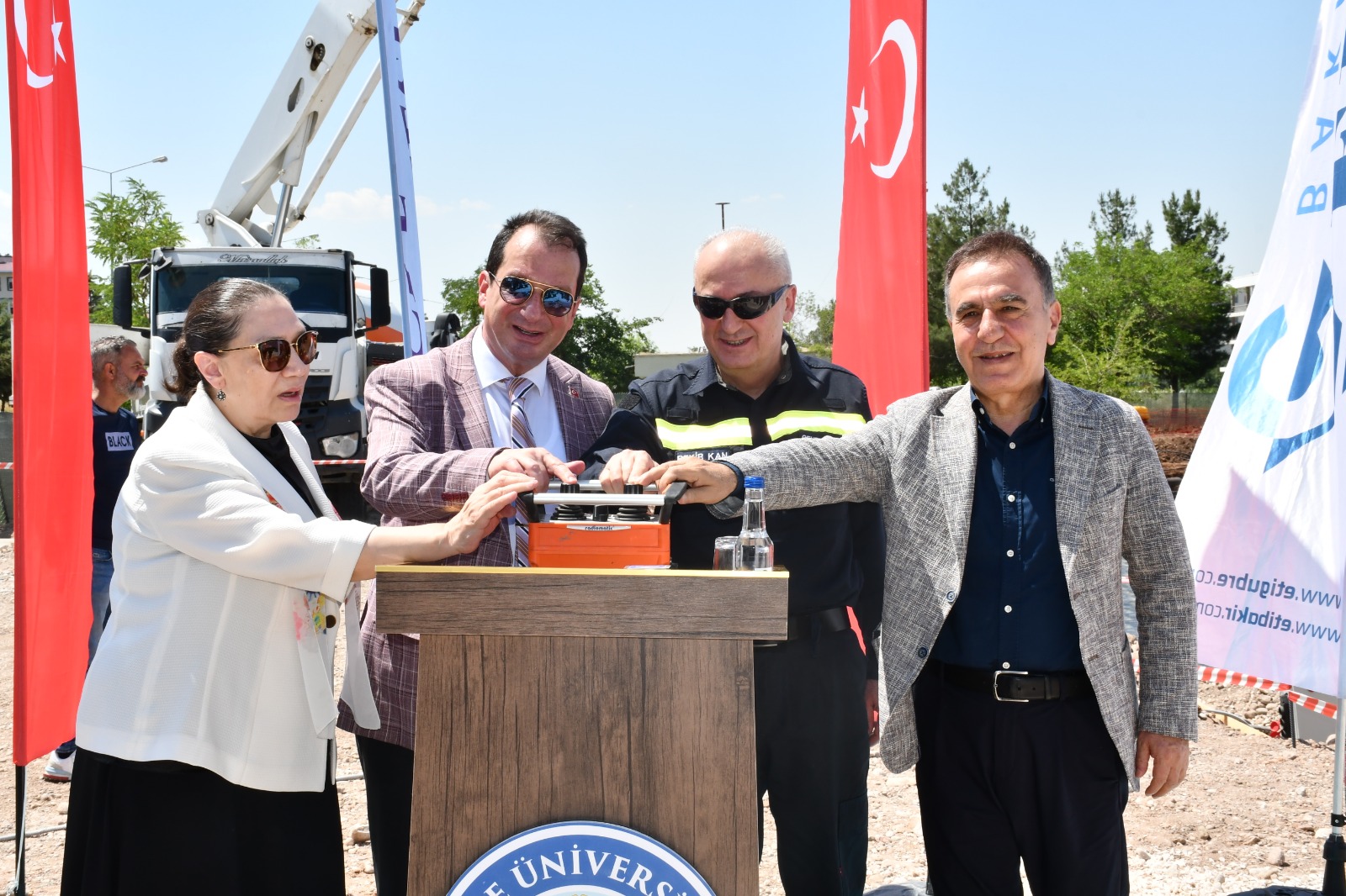 ÜNİVERSİTE ÖĞRENCİLERİ İÇİN ÇOK AMAÇLI YAŞAM MERKEZİ VE OKUMA SALONU ÖĞRENCİLERİN ARADIĞI HER ŞEY BU MERKEZDE OLACAK - Görsel 3