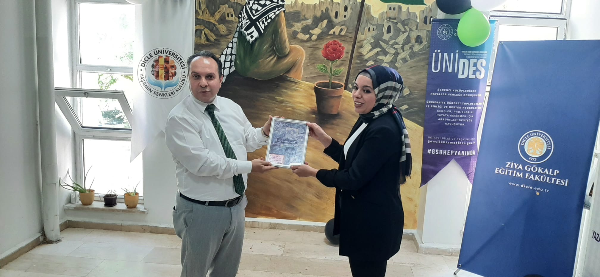 Dicle Üniversitesi’nde Geri Dönüşümden Filistin Temalı Anlamlı Proje - Görsel 11