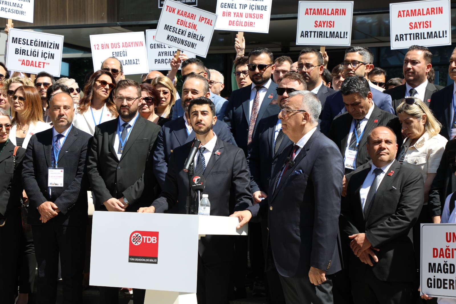 Türk Dişhekimleri Birliği: “TUK Kararı Dişhekimliğinin Geleceğini Tehdit Ediyor” - Görsel 3