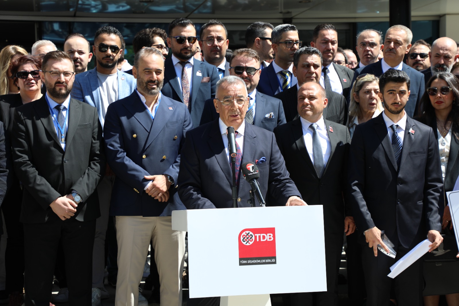 Türk Dişhekimleri Birliği: “TUK Kararı Dişhekimliğinin Geleceğini Tehdit Ediyor” - Görsel 16
