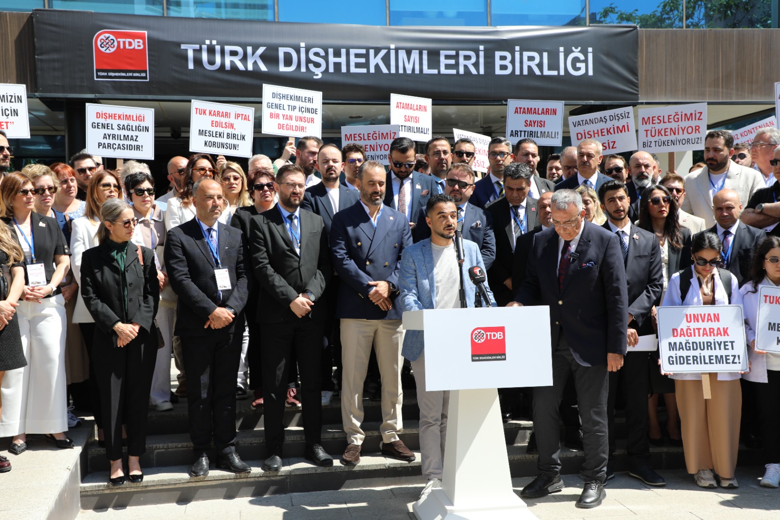 Türk Dişhekimleri Birliği: “TUK Kararı Dişhekimliğinin Geleceğini Tehdit Ediyor” - Görsel 18