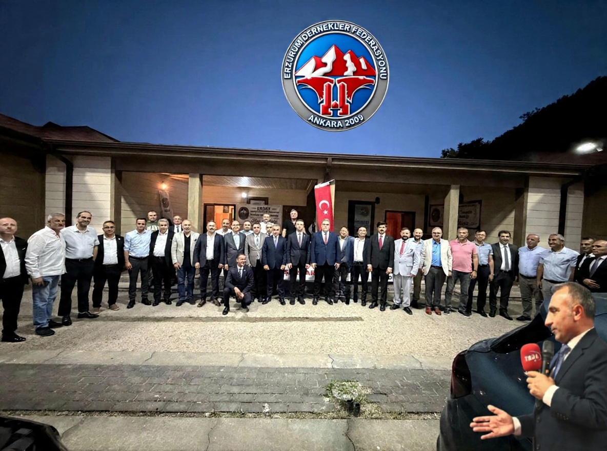 ERZURUMLU SİYASETÇİ,  BÜROKRAT VE İŞ İNSANLARI ERZURUM EVİ'NDE BULUŞTU. BİRLİK VE BERABERLİK MESAJI VERİLDİ - Görsel 5