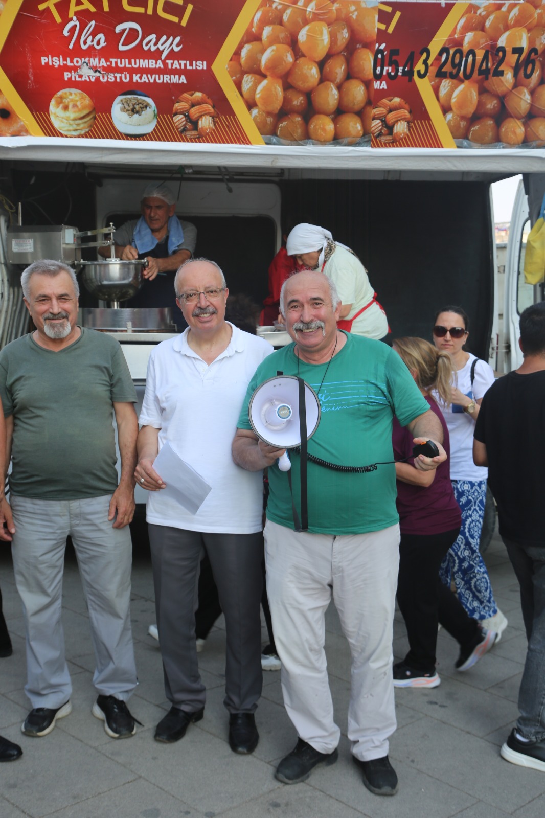 ANTALYA'DA ATSB'DEN ÇİFTE GÜNDEM: İŞ DÜNYASINA GÜÇLÜ BİRLİK ÇAĞRISI, EMLAK SEKTÖRÜNE DESTEK - Görsel 1