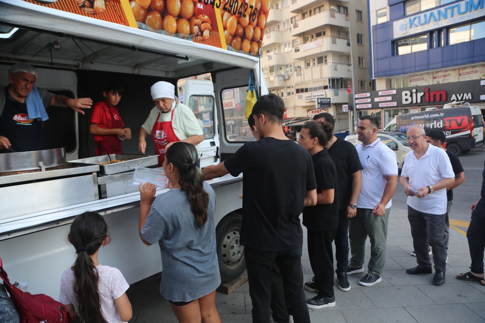 ANTALYA'DA ATSB'DEN ÇİFTE GÜNDEM: İŞ DÜNYASINA GÜÇLÜ BİRLİK ÇAĞRISI, EMLAK SEKTÖRÜNE DESTEK - Görsel 3