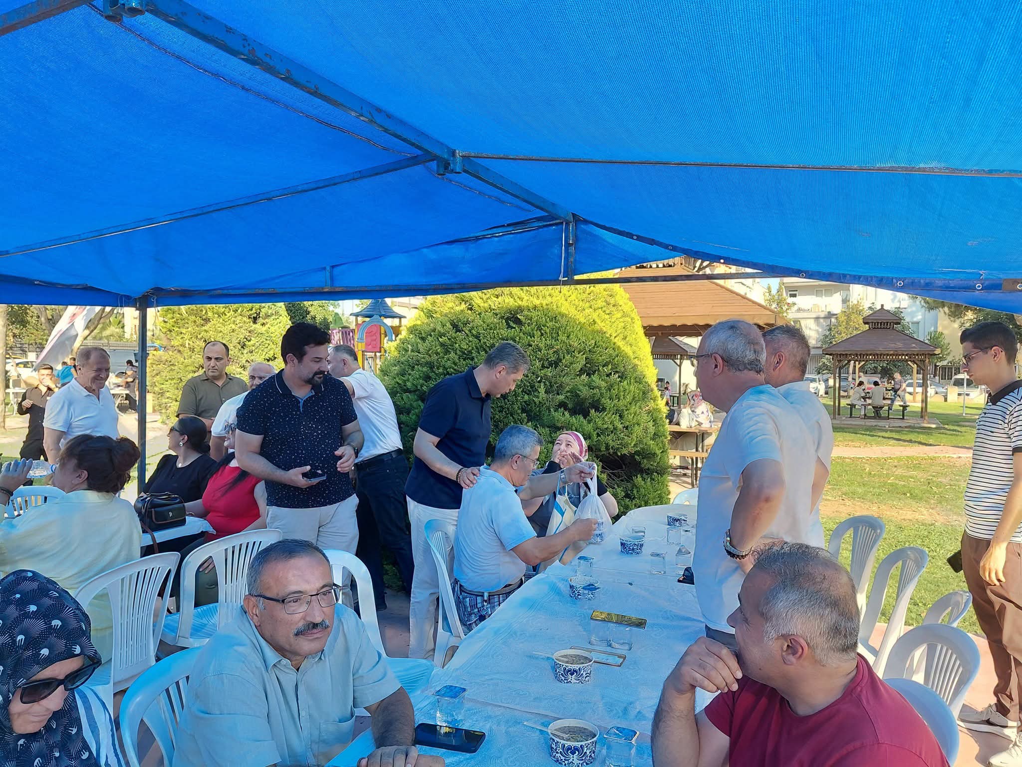 ANTALYA'DA MUHSİN YAZICIOĞLU'NUN AZİZ HATIRASINA AŞURE BULUŞMASI: BİRLİK VE KARDEŞLİK MESAJLARI VERİLDİ - Görsel 9