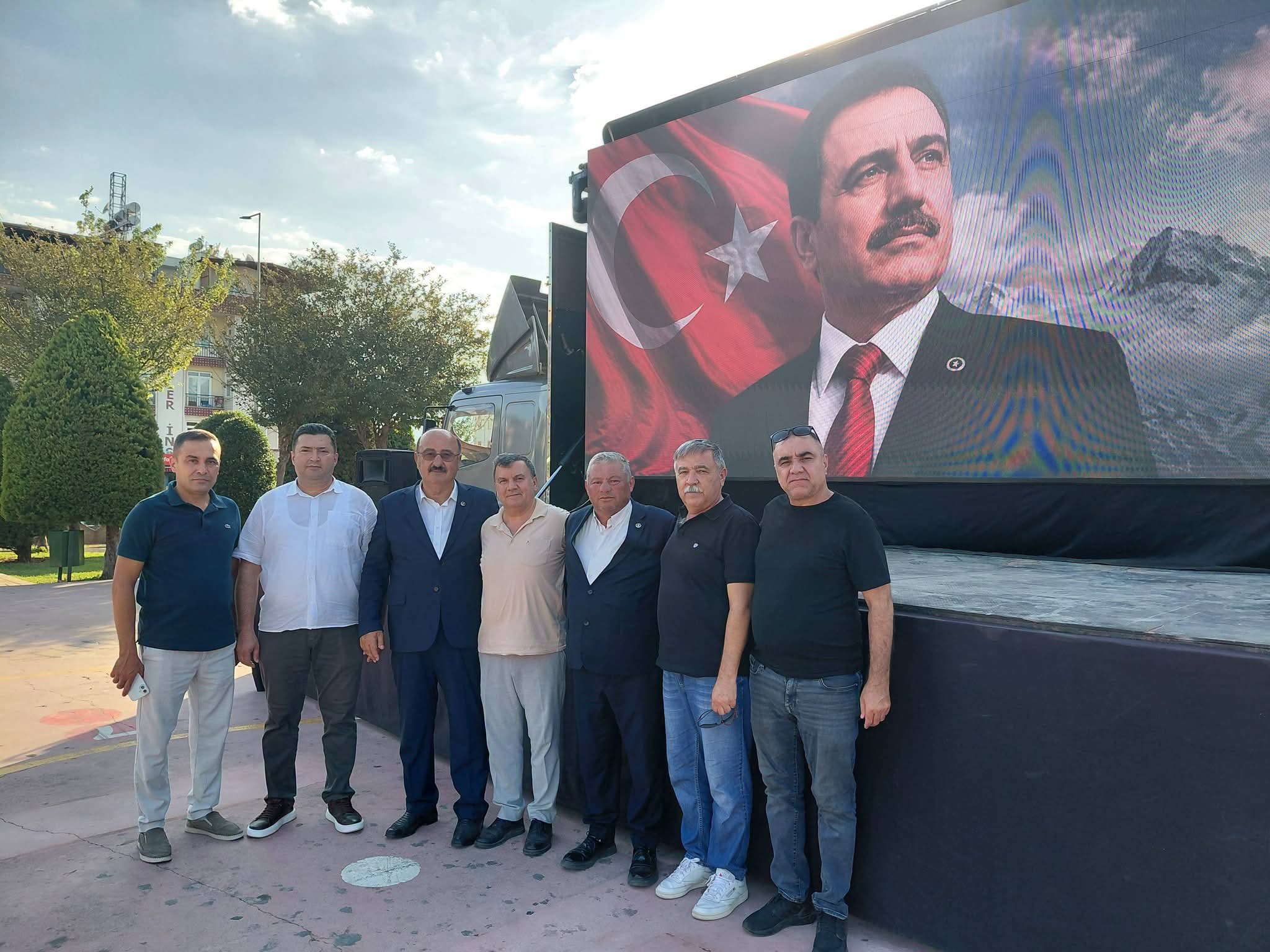 ANTALYA'DA MUHSİN YAZICIOĞLU'NUN AZİZ HATIRASINA AŞURE BULUŞMASI: BİRLİK VE KARDEŞLİK MESAJLARI VERİLDİ - Görsel 12