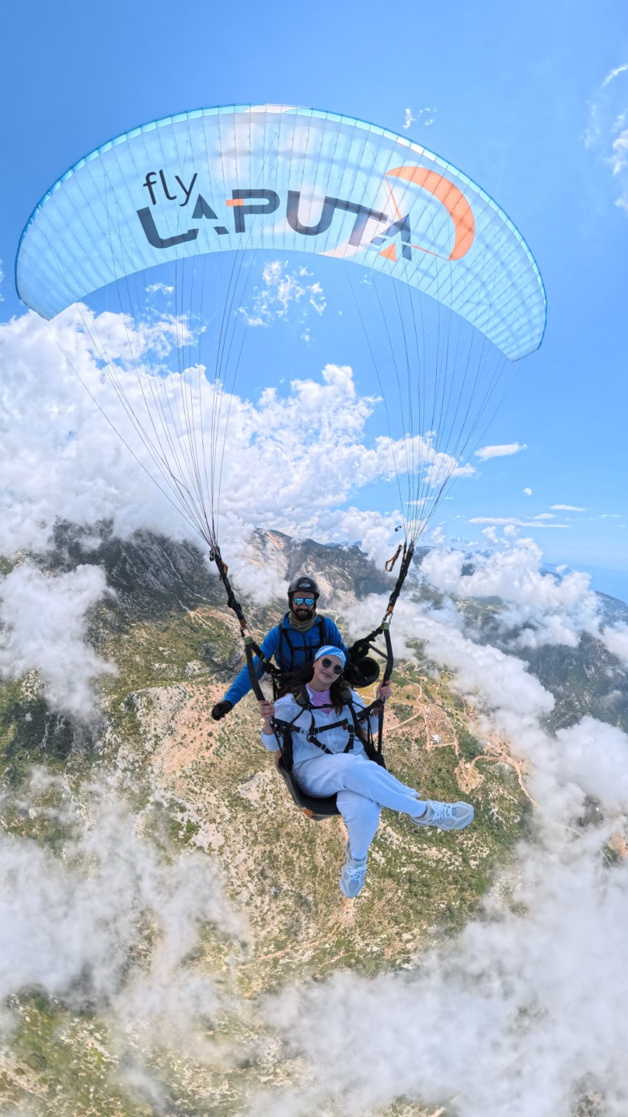 Yabancı Turistin Gözünden Ölüdeniz: Gökyüzüne Neden Bu Kadar Akın Ediyorlar? - Görsel 1
