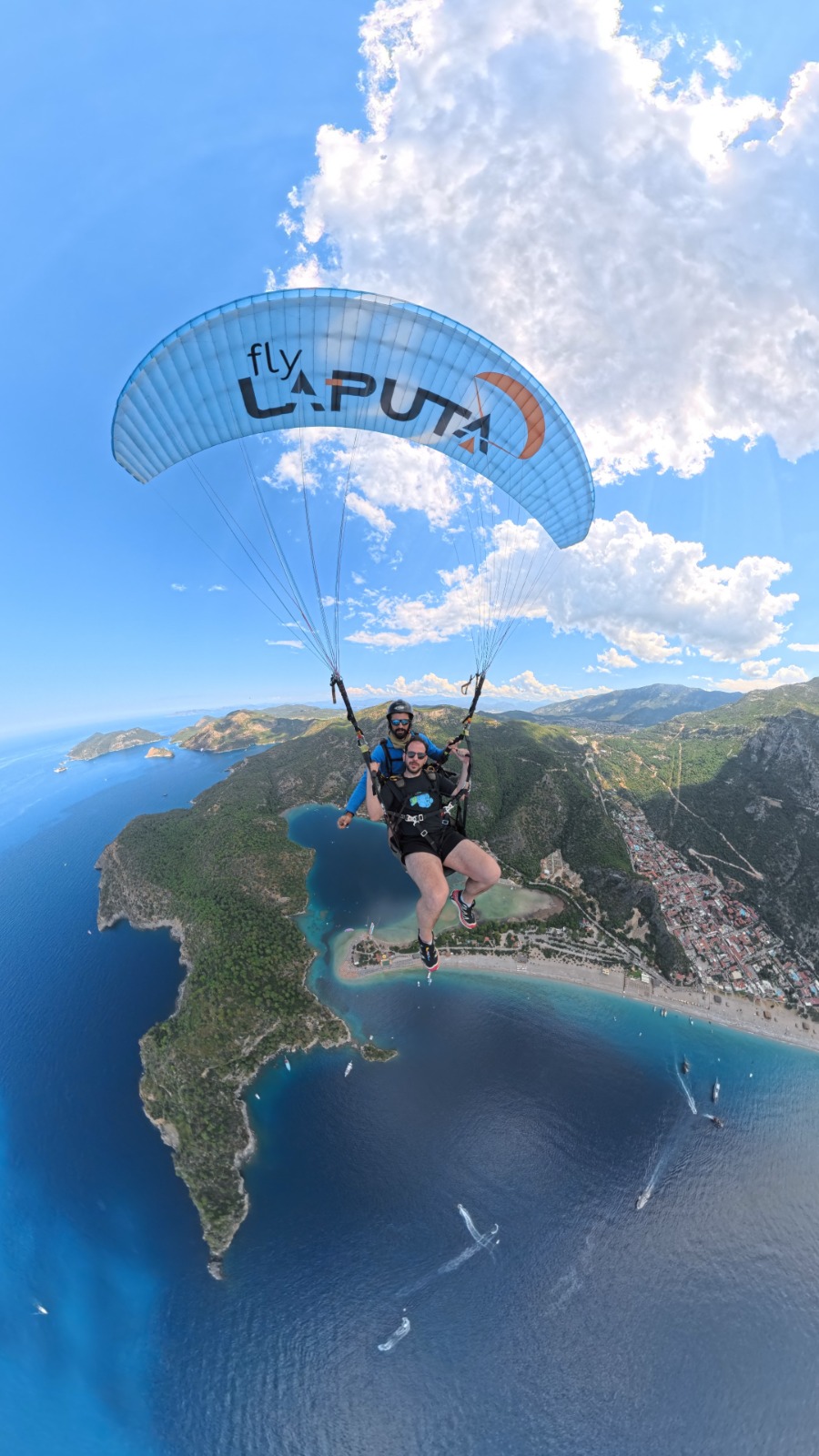 Yabancı Turistin Gözünden Ölüdeniz: Gökyüzüne Neden Bu Kadar Akın Ediyorlar? - Görsel 5