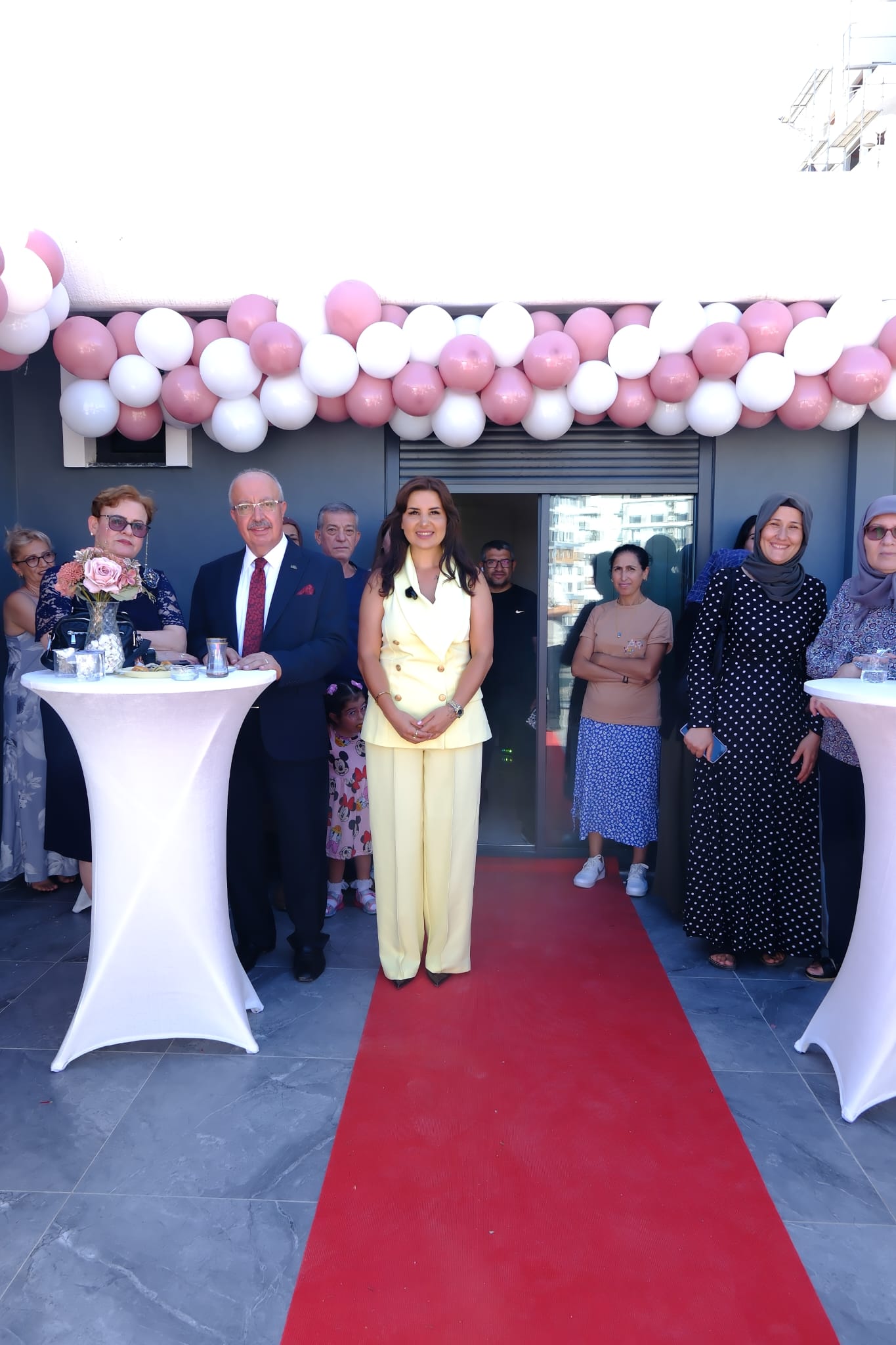 ESDALUXE GÜZELLİK SALONU - Görsel 2