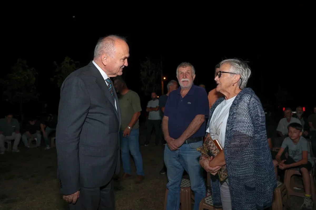 Düzce Belediye Başkanı Özlü Kirazlı’da vatandaşlarla buluştu: Asfaltsız sokak kalmayacak