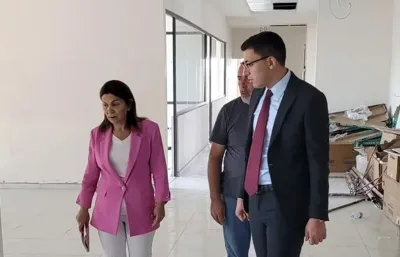 Kaymakam, yeni kaymakamlık binasında incelemede bulundu