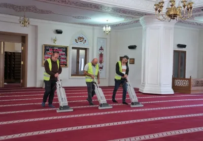 Ankara Keçiören’de ibadethanelerde temizlik çalışması